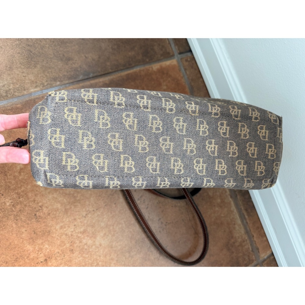 Dooney & Bourke Purse Women's Brown Monogram Tassel Canvas Leather Trim Vintage - Picture 11 of 13